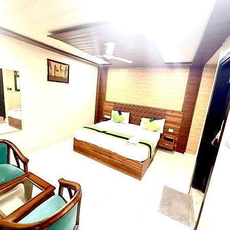 Hotel Tej International Plaza Near Igi Airport Delhi Нью-Делі Екстер'єр фото